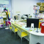 店内3 受付カウンター